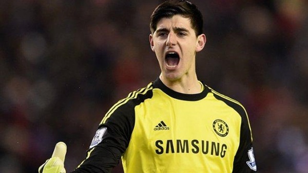 كورتوا يتمنى الانضمام لريال مدريد