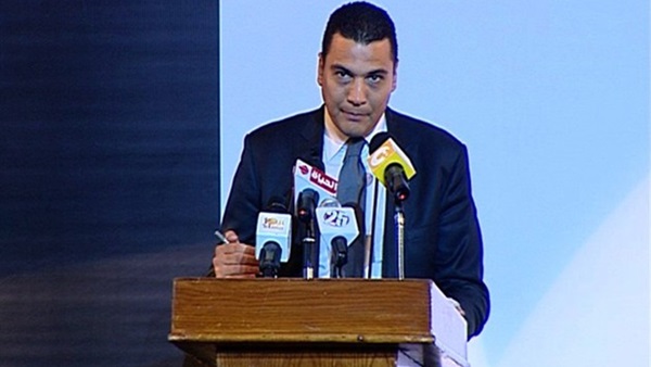 "المصريين الاحرار" يعلن إنسحاب أحد المرشحين لرئاسة الحزب 