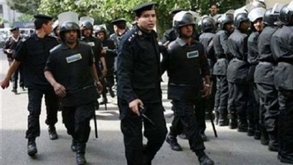  تكثيف أمني أمام الكنائس والمنشأت الحيوية تزامنا مع بدء احتفالات أعياد الميلاد