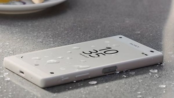 انطلاقة " سونى" لهواتف " Xperia Z6 Lite" فى العام الجديد