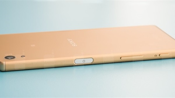 انطلاقة " سونى" لهواتف " Xperia Z6 Lite" فى العام الجديد