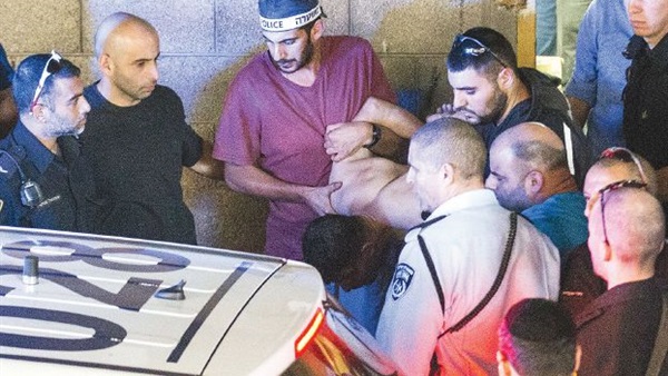 5 جرحى 2 منهم في حال خطرة في إطلاق نار في تل أبيب 