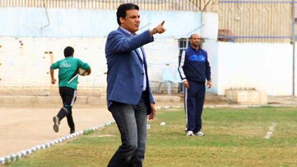 إيهاب جلال ينفي وجود مفاوضات لضم نجم الأهلي