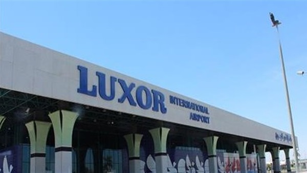 انتظام حركة الملاحة الجوية بمطار الأقصر