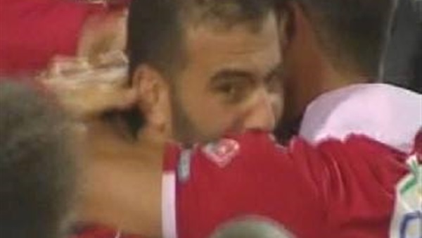 «عبد الحميد» في مران الأهلي لمصالحة اللاعبين 