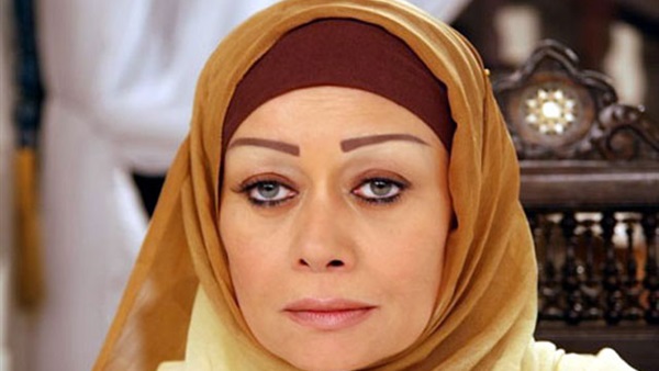 بالفيديو.. هالة فاخر: «رجال الدين سودو الدنيا فى وشوشنا» 