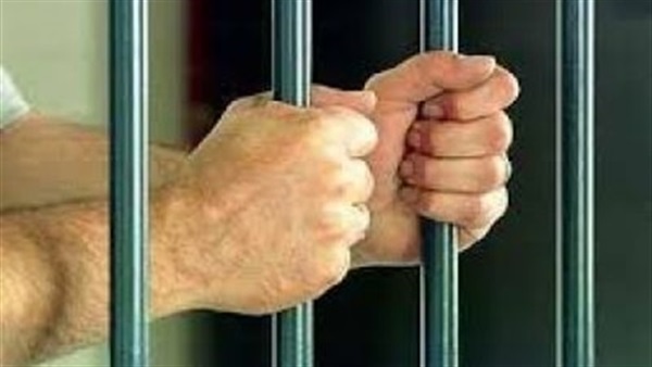 4 أيام حبسًا لمسجل خطر سرق صندوق تبرعات مسجد