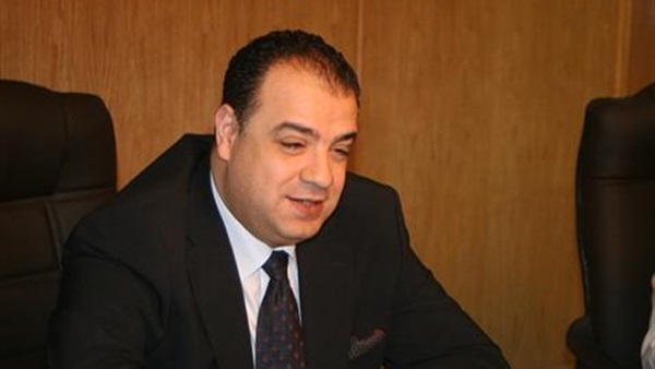 بالصور.. محافظ الفيوم يقرر صرف مساعدات لعدد من المواطنين