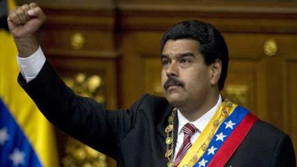 مادورو يعين حكومة جديدة لمواجهة الأزمة الاقتصادية في فنزويلا