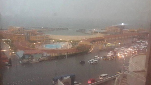 غلق بوغازي الإسكندرية والدخيلة بسبب الأمطار