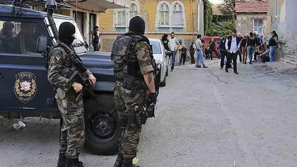 مكافحة الإرهاب التركية تعتقل اعضاء الحزب الكردي بإسطنبول