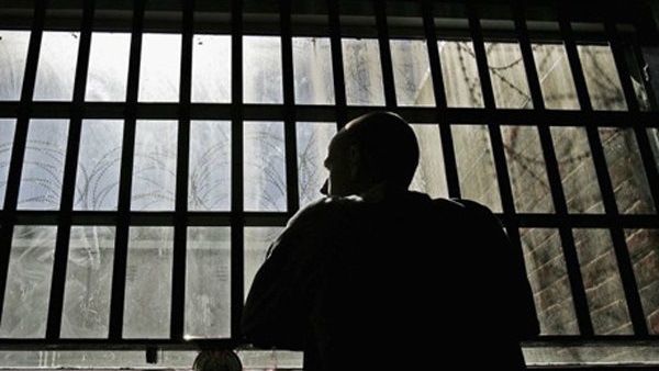 محكمة جنح باريس تحكم بالسجن على جهاديين فرنسيين في سوريا