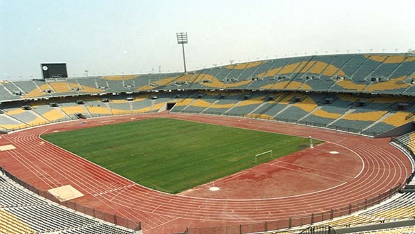 الأهلي يطالب بإقامة مباراته إمام الإسماعيلي على برج العرب