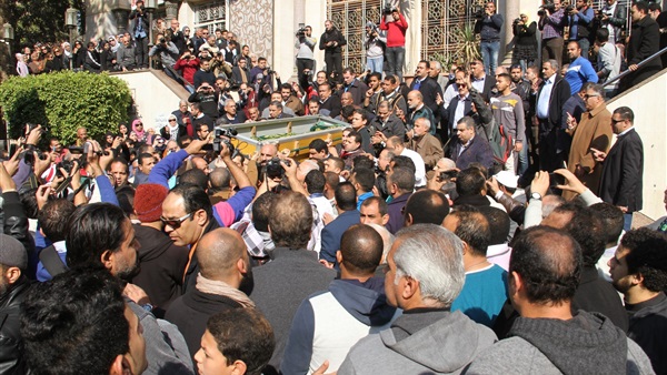 السفارة البريطانية بالقاهرة تنعى الكابتن «حمادة إمام»