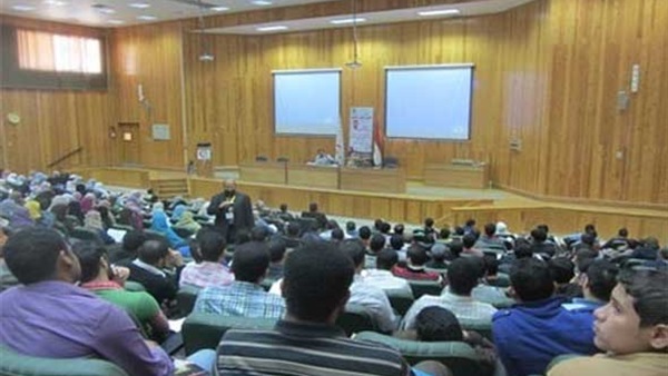 «النيل للإعلام» يعقد ندوة عن القرية المنتجة بالوادي الجديد   