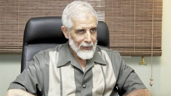 المرشد يستفز أعضاء الجماعة باستبيان تطوير التنظيم