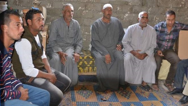 أهالي المفرج عنهم في ليبيا :"ولادنا وصلوا مصر ومنعرفش هم راحوا فين"
