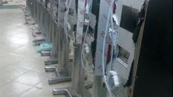 حكومة «الفنكوش» تعلن عن 3 مشاريع خيالية لمحاربة الأزمات.. بدأت بجهاز الكفتة للقضاء على فيرس «سي».. حقل غاز البحر المتوسط يتبخر.. تحسين خدمات المترو كلام على ورق 