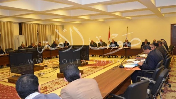 محافظ بني سويف يطالب رؤساء المدن بحملات نظافة 