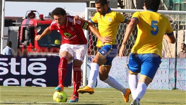 قمة الأهلي والدراويش تنطلق.. بعد قليل 