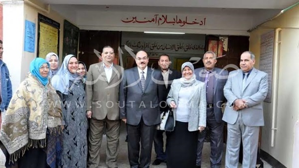 بالصور.. ​محافظ القليوبية يتفقد إمتحانات الشهادة الإعدادية