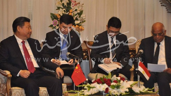  بالصور.. رئيس البرلمان يرحب بالرئيس الصيني 